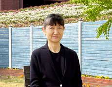 小石 真子