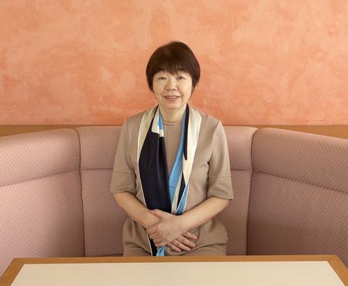 中島 優子