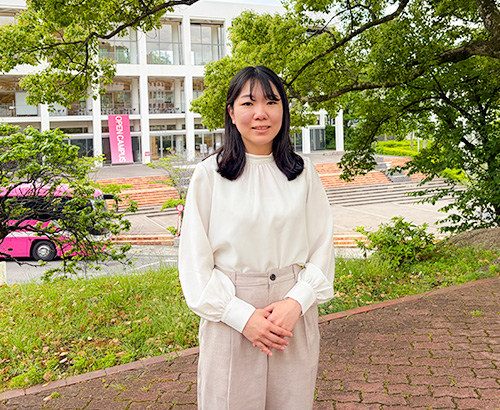 野上　真菜